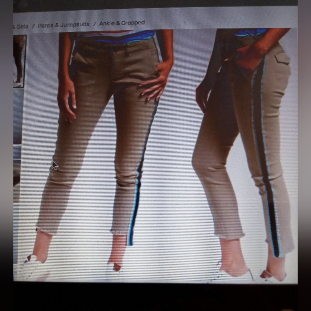 🆕Anthropologie uniform side stripe Step hem pants